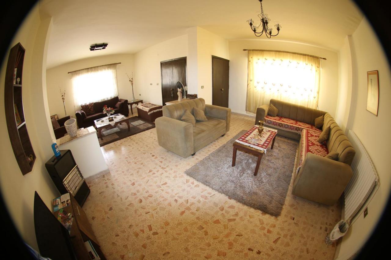 Alice & Andrew Apt. Few Steps To Madaba Old City Center エクステリア 写真