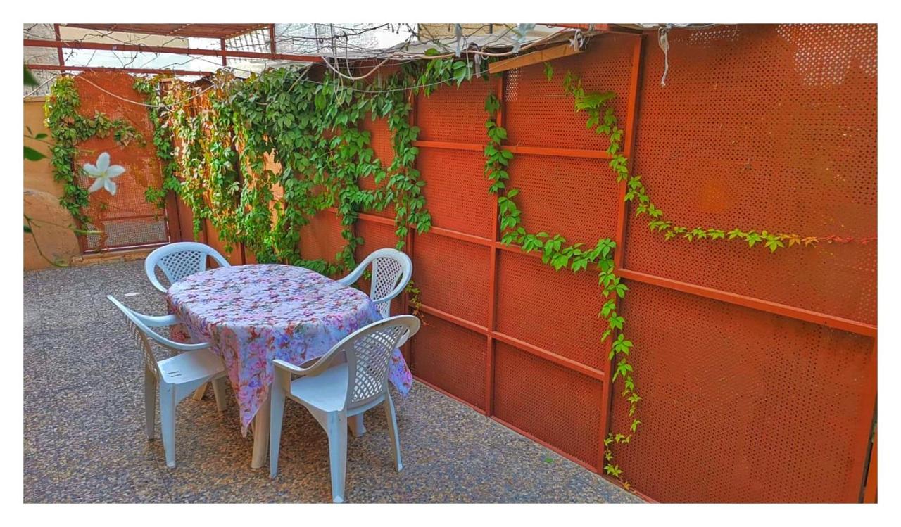Alice & Andrew Apt. Few Steps To Madaba Old City Center エクステリア 写真